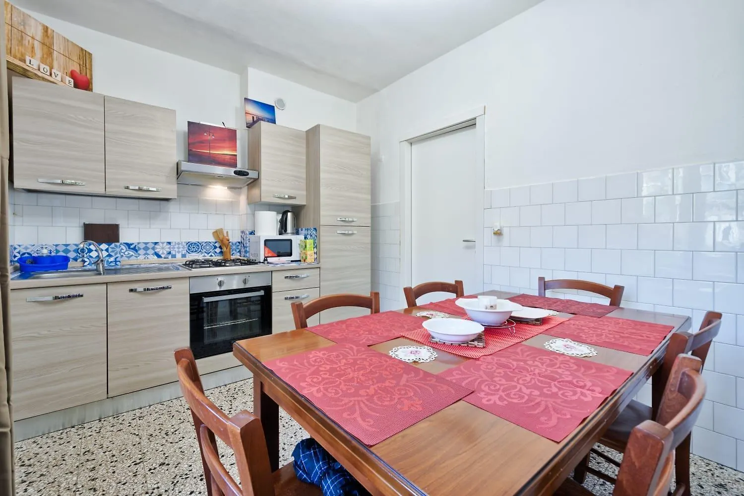 R & R Apartment - Private Room With Shared Bathroom Venedik Konukevi