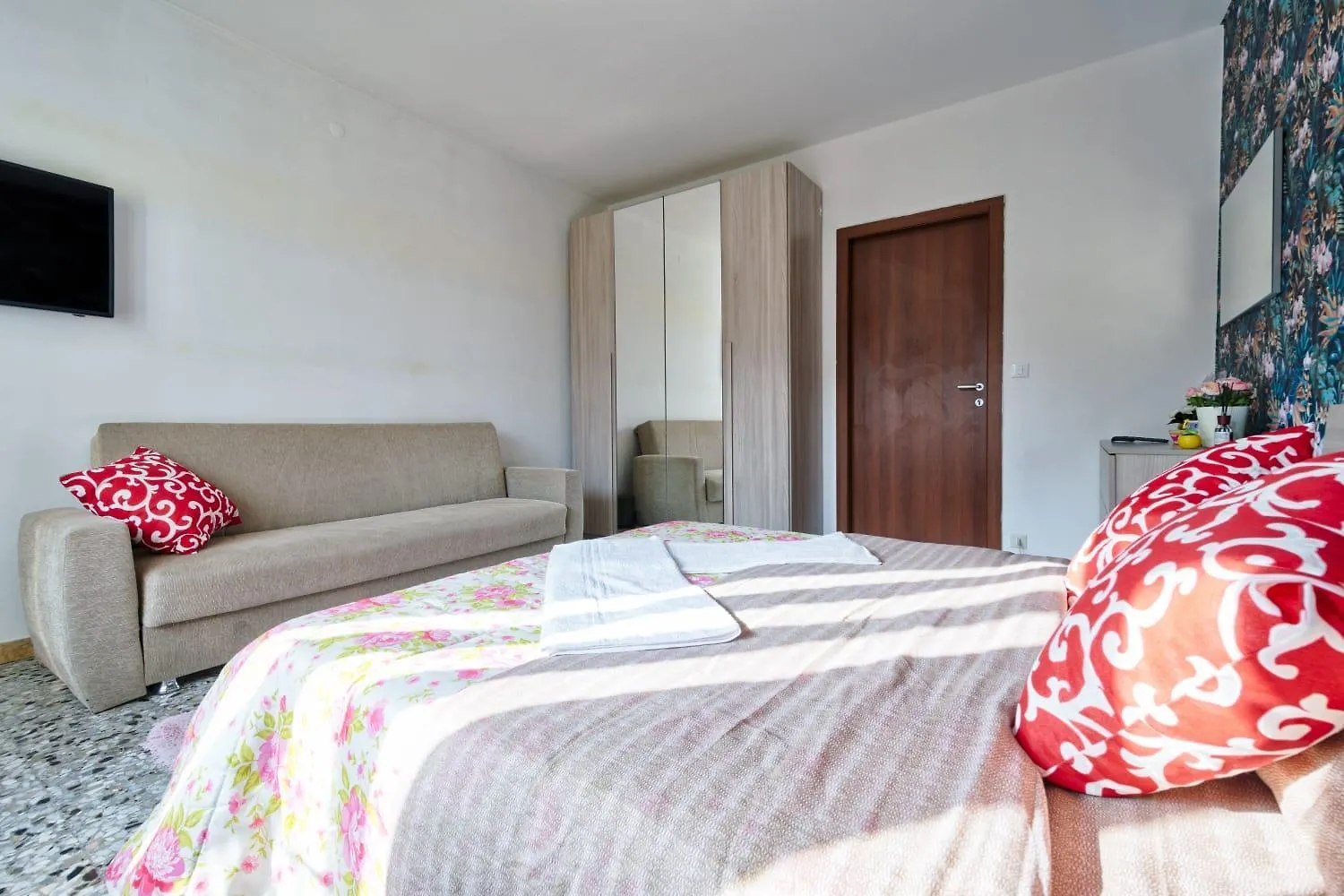 R & R Apartment - Private Room With Shared Bathroom Venetië Gasthuis